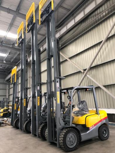 triplex mast forklift