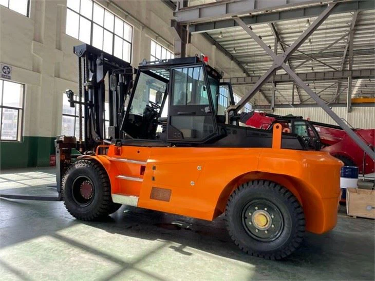 16 Ton Compact Forklift Truck Socma Machine
